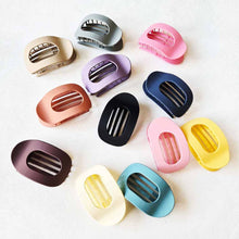 Load image into Gallery viewer, RTS / Flat Hair Claw Clips