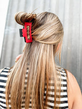 Load image into Gallery viewer, RTS / Red+Black Rectangle Claw