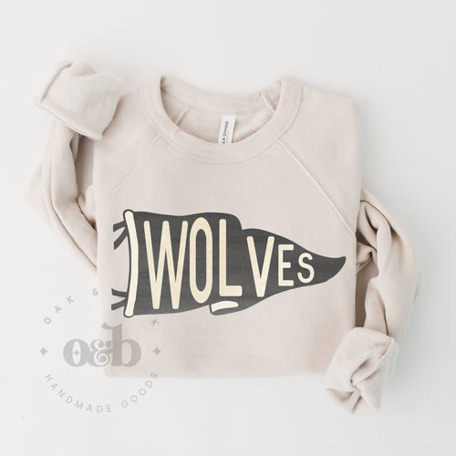 MTO / Retro Flag Mascot Sweatshirt, wolves