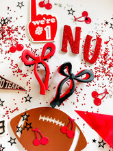 Load image into Gallery viewer, RTS / Two-Toned Bow Claw Clip