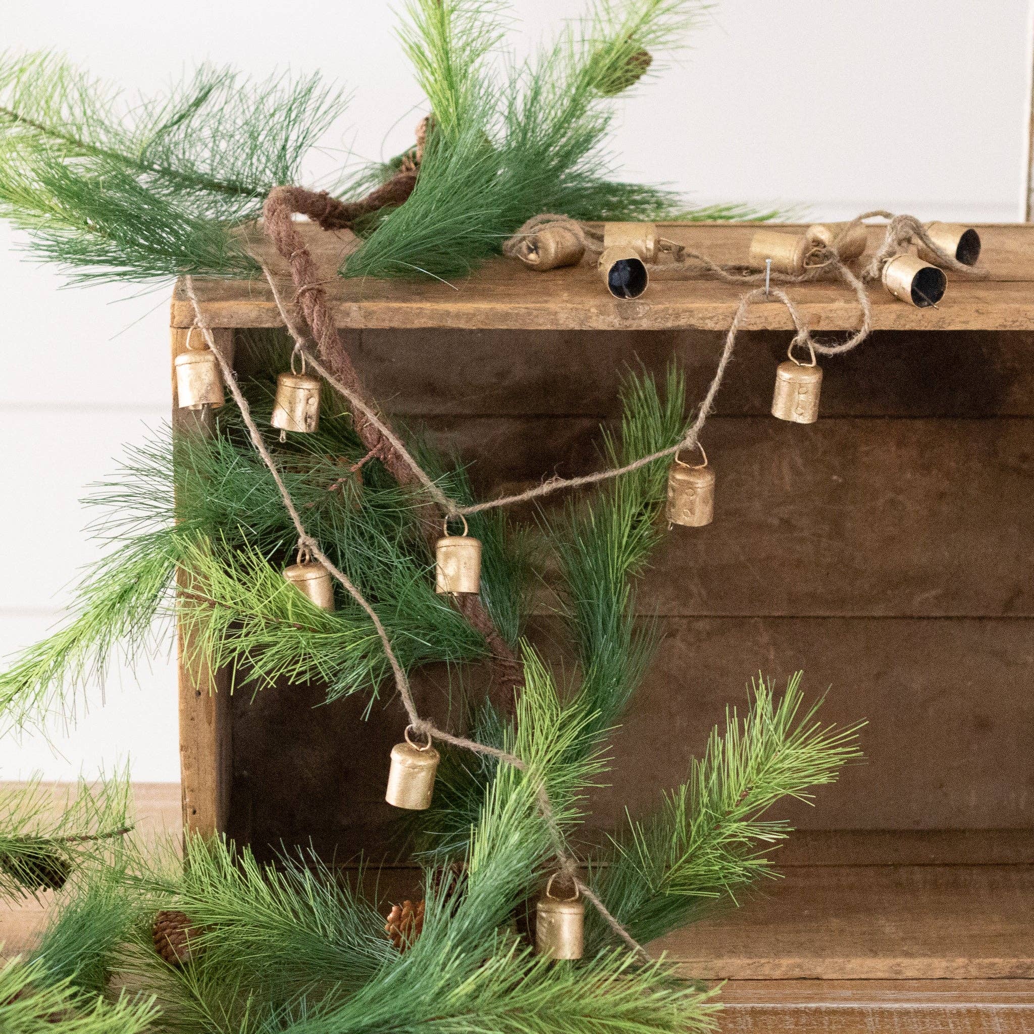 RTS / Small Brass Bells Garland