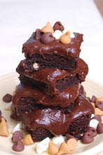 Load image into Gallery viewer, RTS / OMG Brownie Mix - 17.70 oz.