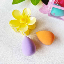 Load image into Gallery viewer, RTS / Flower Hair Claw and Sponge Set