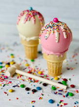 Load image into Gallery viewer, RTS / Chocolate Breakable Ice Cream Cones w/ Mini MM&amp;s, White