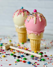 Load image into Gallery viewer, RTS / Chocolate Breakable Ice Cream Cones w/ Mini MM&amp;s, White